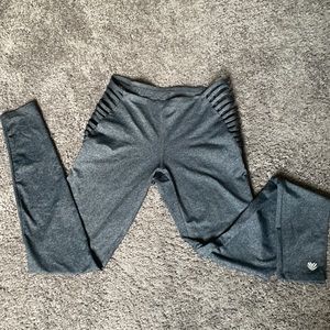 Cut out ladder yoga leggings